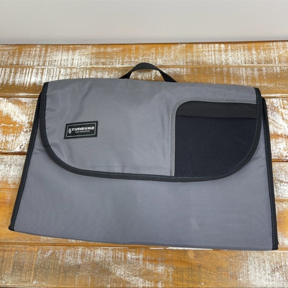 Timbuk2 Stork Messenger Diaper Bag or changing Pad